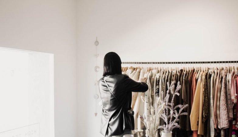Capsule Wardrobe 200 Budget: Capsule Wardrobe on 0: Build a Minimalist Closet That Actually Works